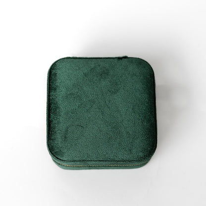 The outside of an emerald jewelry case.